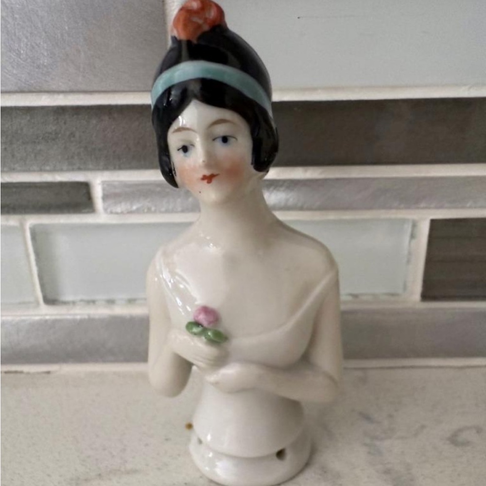 Antique 1920s German Porcelain Flapper Girl Half Doll | 3¼" | Art Deco | Germany